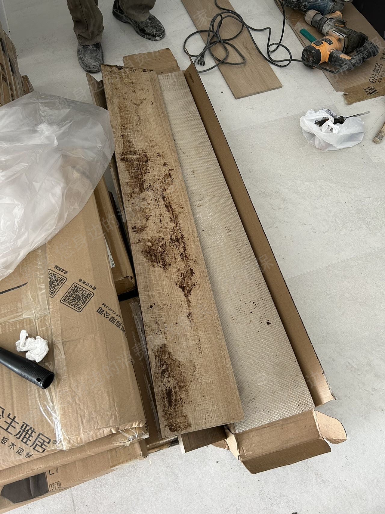 罗曼缔克瓷砖店产品质量缺陷