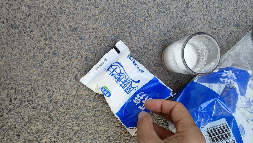 君乐宝乳业商品质量问题