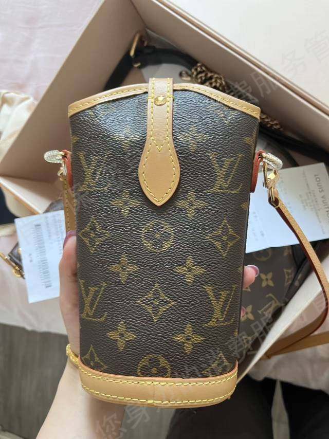 LV路易威登质量问题