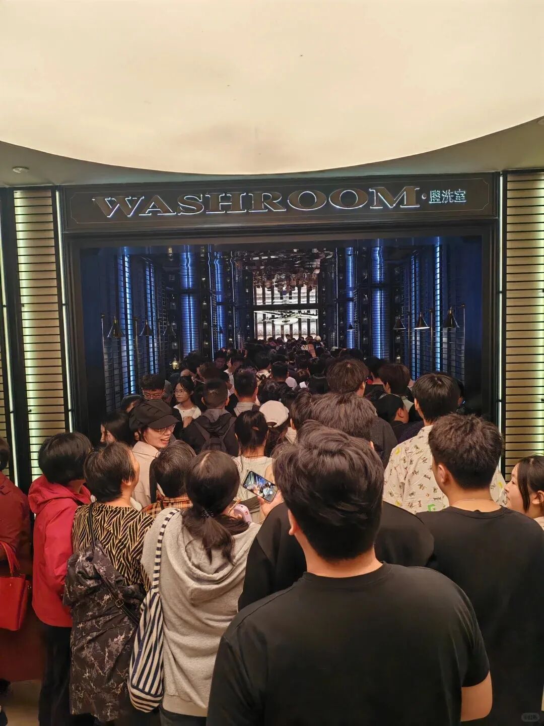 德基厕所真的有 1 亿人_1_地主家的牛马_来自小红书网页版.jpg